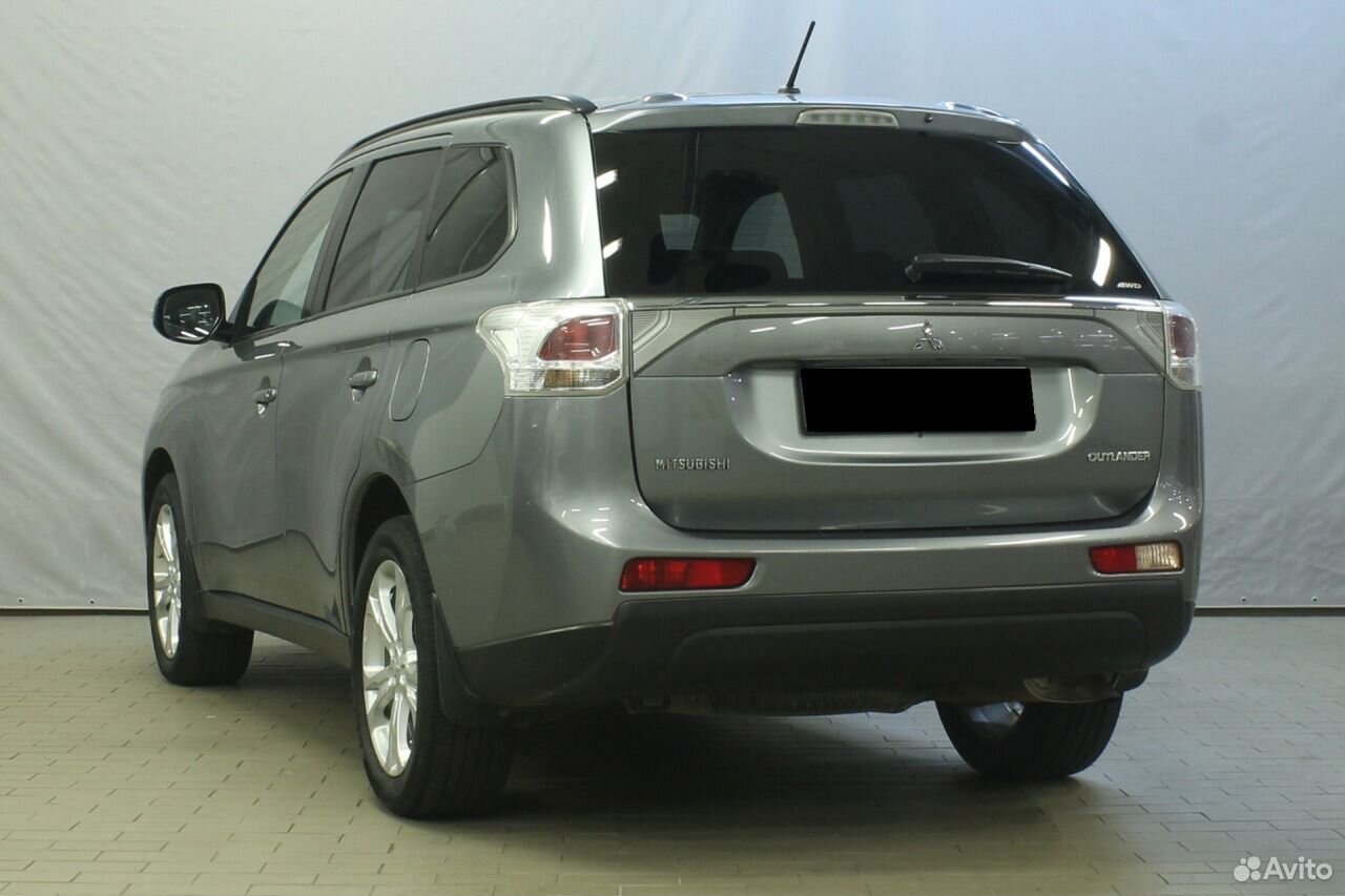 Mitsubishi Outlander 2012