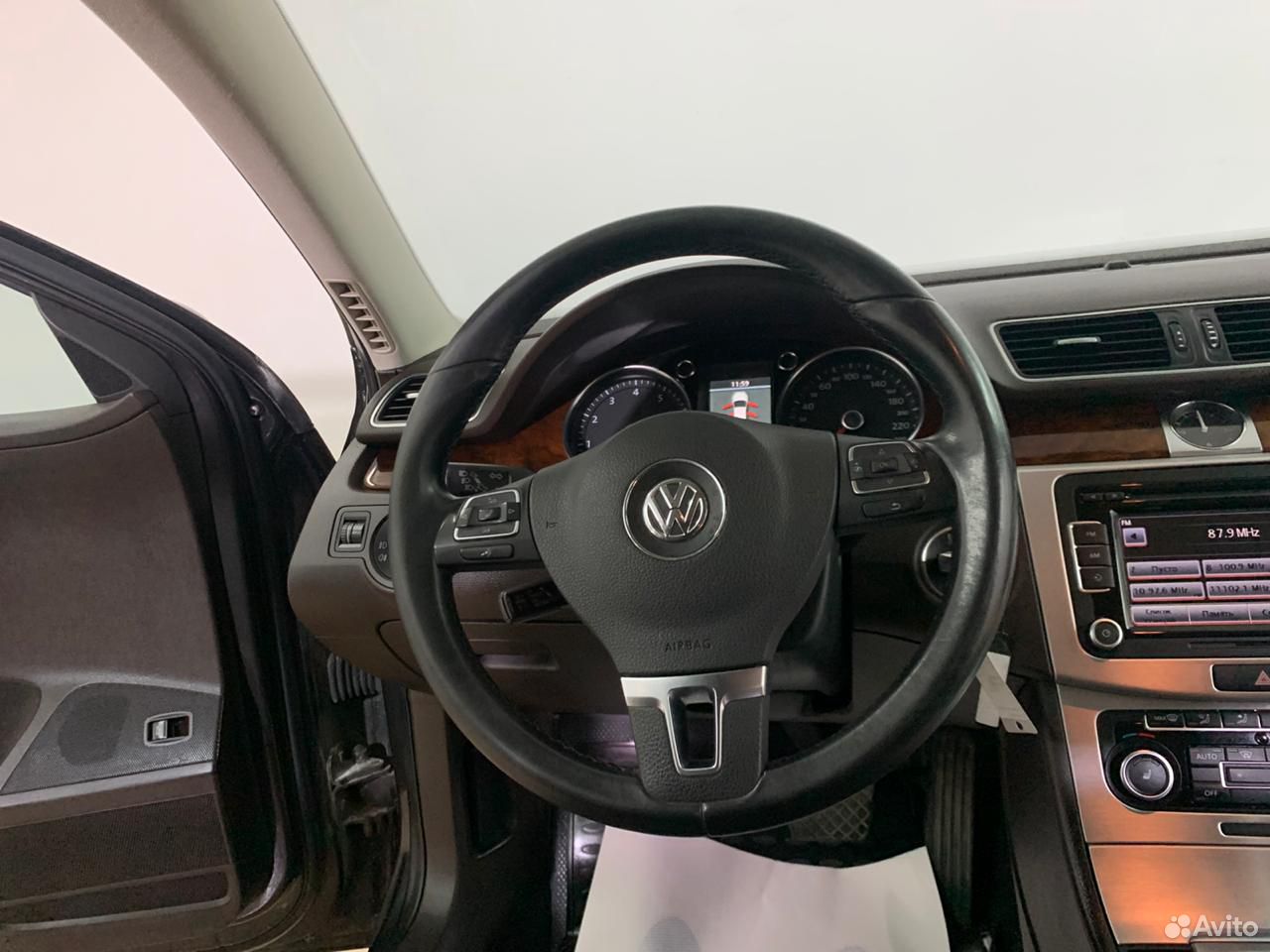 Volkswagen Passat `2011