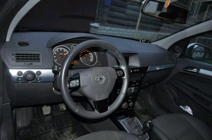 Opel Astra 1.6 МТ, 2013, универсал