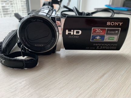 Видеокамера Sony HDR-CX190E (черный)