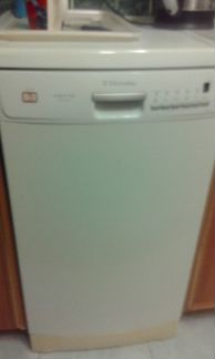 Посудамоечная машина Электролюкс ESF 45010