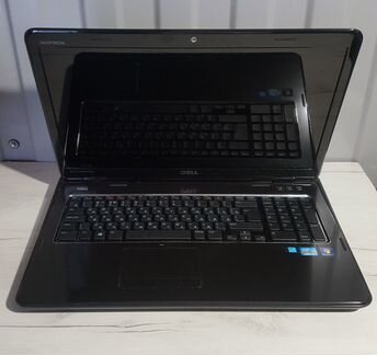 Ноутбук Dell 17дюймов