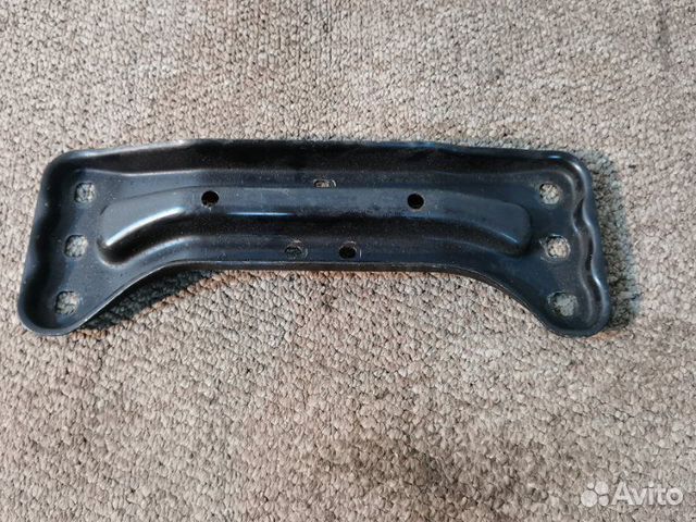 Кронштейн кпп Mercedes-Benz C-Class W204 C180 CGI