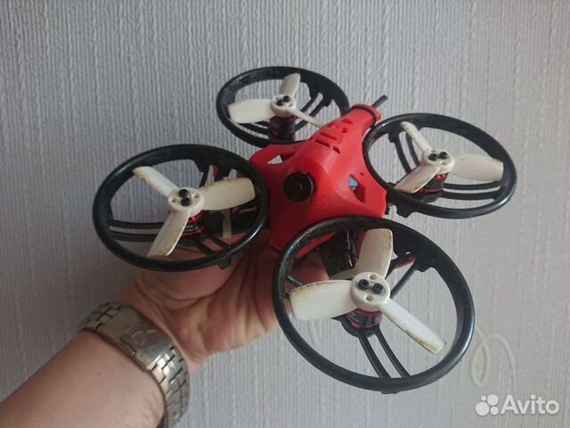 Гоночный легкий FPV квадрокоптер ET115