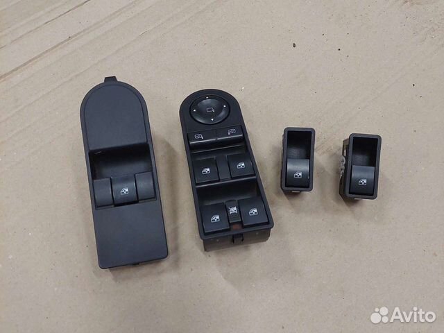 Блок управления стеклоподъёмниками Opel Astra H