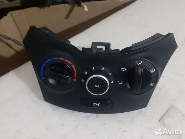 Блок управления печки Hyundai Solaris 1