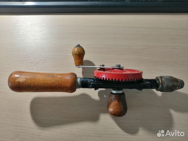 Ретро дрель ручная