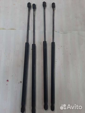 Ford Mazda, аммортизаторы задней двери