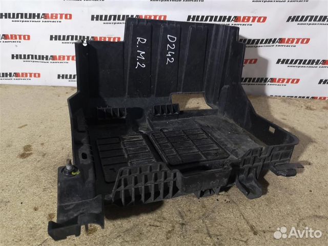 Площадка аккумулятора Рено Меган 2 Сценик2