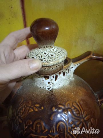 Чайник большой около 2 литров