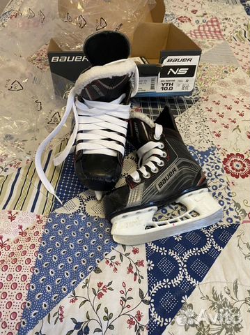 Коньки хоккейные