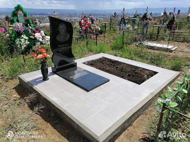 Памятники. Благоустройство могил. Оградки