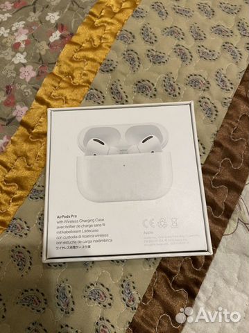 Коробка от наушников airpods pro