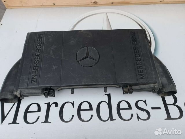 Корпус воздушного фильтра двигателя М119 Mercedes