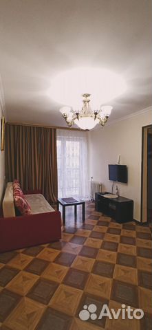 

2-к. квартира, 64 м², 4/5 эт.