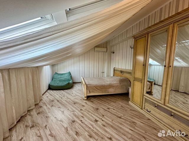 

1-к. квартира, 57 м², 3 кровати
