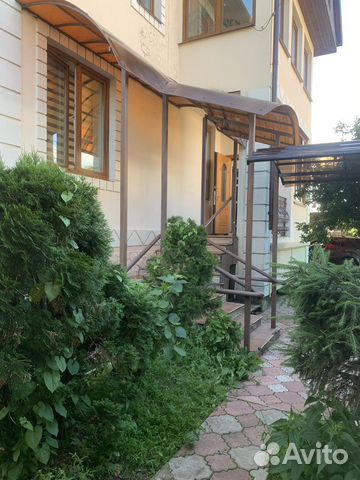

10-к. и более коттедж, 435 м²