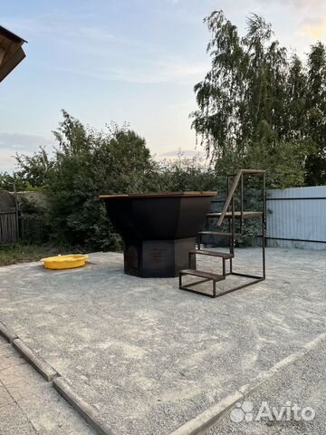 

10-к. и более коттедж, 450 м²