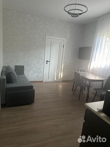 

2-к. квартира, 40 м², 2 кровати