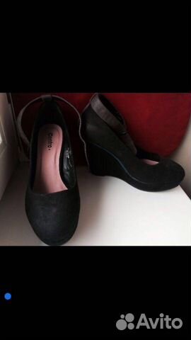 Туфли на танкетке