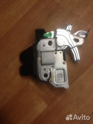 Toyota Camry Solara 30 замок крышки багажника Toyota Camry Solara 30 замок крышки багажника