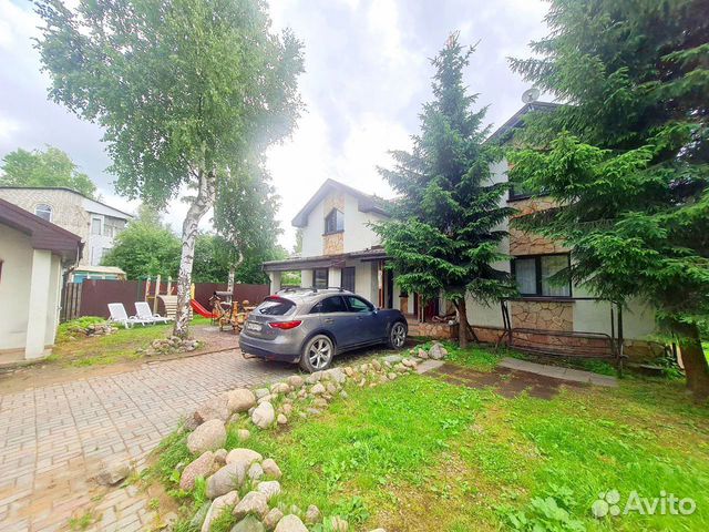 

Дом 205 м² на участке 8 сот.