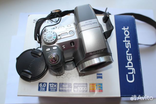 Sony Cyber-shot DSC-H2