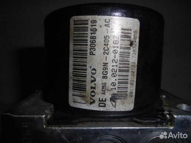 Блок ABS Volvo S80 V70 с 07г 30681619 8G9N2C405AC