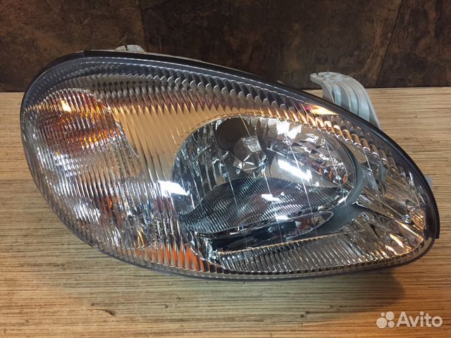 Фара правая новая неоригинал Шевроле Ланос