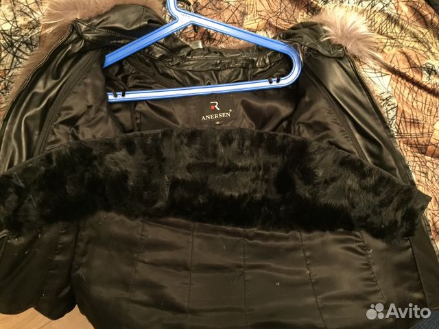 Зимняя куртка-жилетка с натуральным мехом Зимняя куртка-жилетка с натуральным мехом