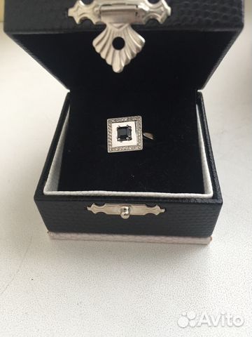 Золотое кольцо с сапфиром Золотое кольцо с сапфиром