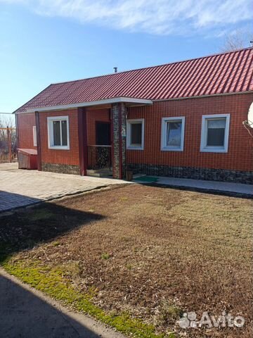 

2-к. дом, 200 м²
