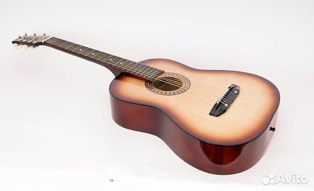 Семиструнная акустическая гитара Семиструнная акустическая гитара