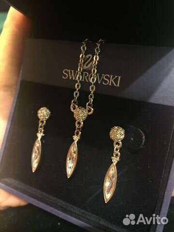 Swarovski оригинал. Комплект: колье+серьги Swarovski оригинал. Комплект: колье+серьги