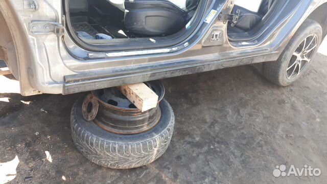 Порог левый во всю длину Шевроле Круз