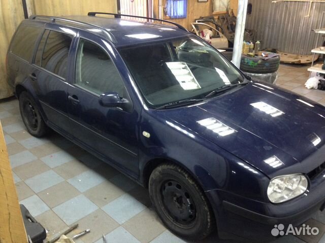 В разборе универсал Volkswagen Golf 4 IV 1.4 МКПП