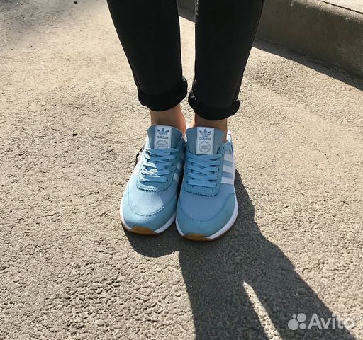 Кроссовки женские Adidas Iniki Кроссовки женские Adidas Iniki