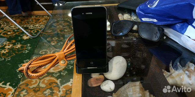 Док-станция для iPhone 3, Ipod3 iPhone 4, Ipod4 Док-станция для iPhone 3, Ipod3 iPhone 4, Ipod4