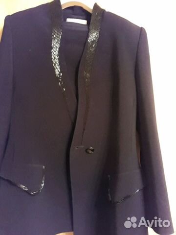 Женский костюм Женский костюм