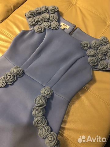 Moschino очень красивое платье Moschino очень красивое платье