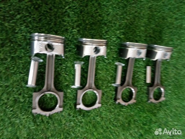 Поршни с шатунами Форд Мондео 2.0л