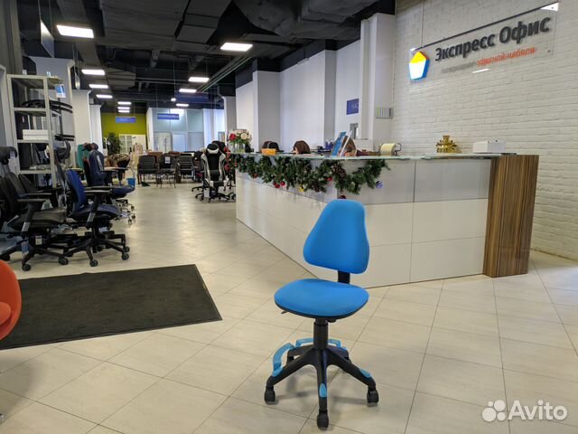 Кресло детское с подножкой