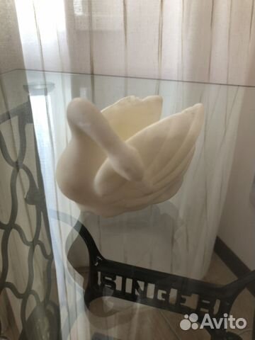 Мраморная пепельница «спящий лебедь»