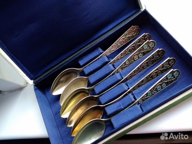 Набор ложек в коробке,серебрянные,чайные