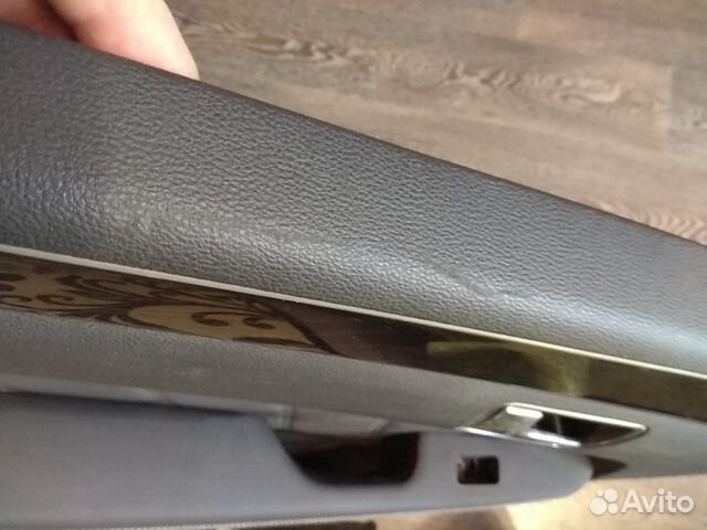 Обшивка задней левой двери w212 Mercedes