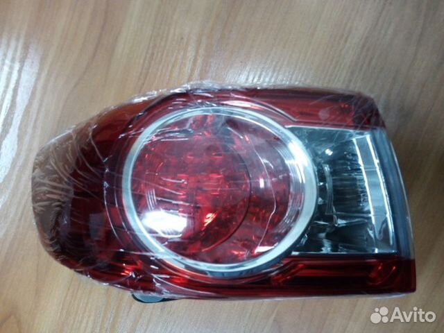 Фонарь задний левый Toyota Corolla ZE150 2010-2013 Фонарь задний левый Toyota Corolla ZE150 2010-2013
