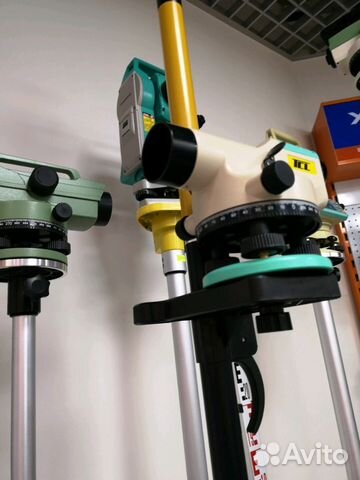 Оптический нивелир TCL 32 F509 Оптический нивелир TCL 32 F509