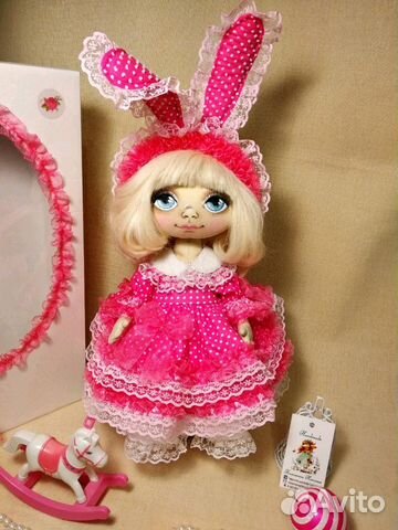 Коллекционная интерьерная текстильная кукла 