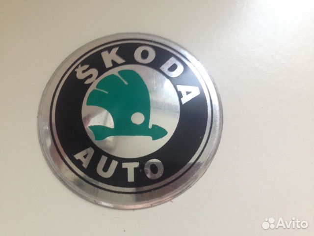 Skoda Эволюция эмблема