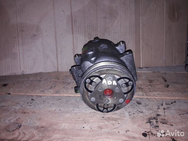 Компрессор кондиционера Ауди А6 Пассат В5 1.8